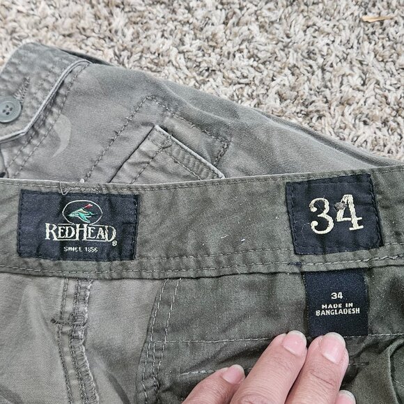 Men's Camo Cargo Utility Shorts - 34 waist - Picture 9 of 11